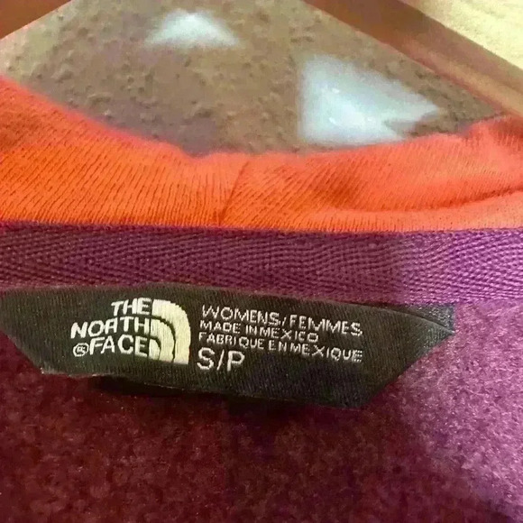 The north face women’s hoodie size small - Picture 2 of 5
